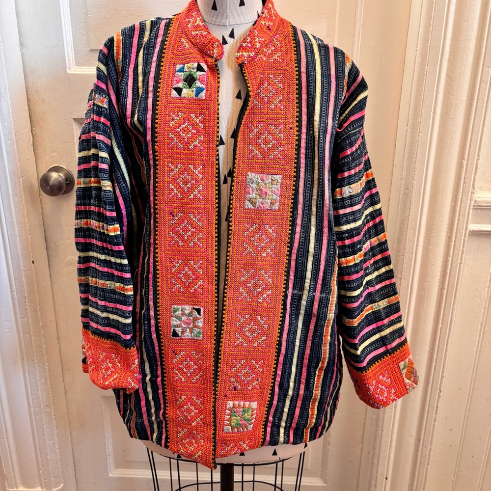 Beautiful Hmong  Jacket
Hand Woven Cotton
Hill Tribe Villages in Thailand